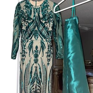 Maxi emerald green gown with satin detachable skirt